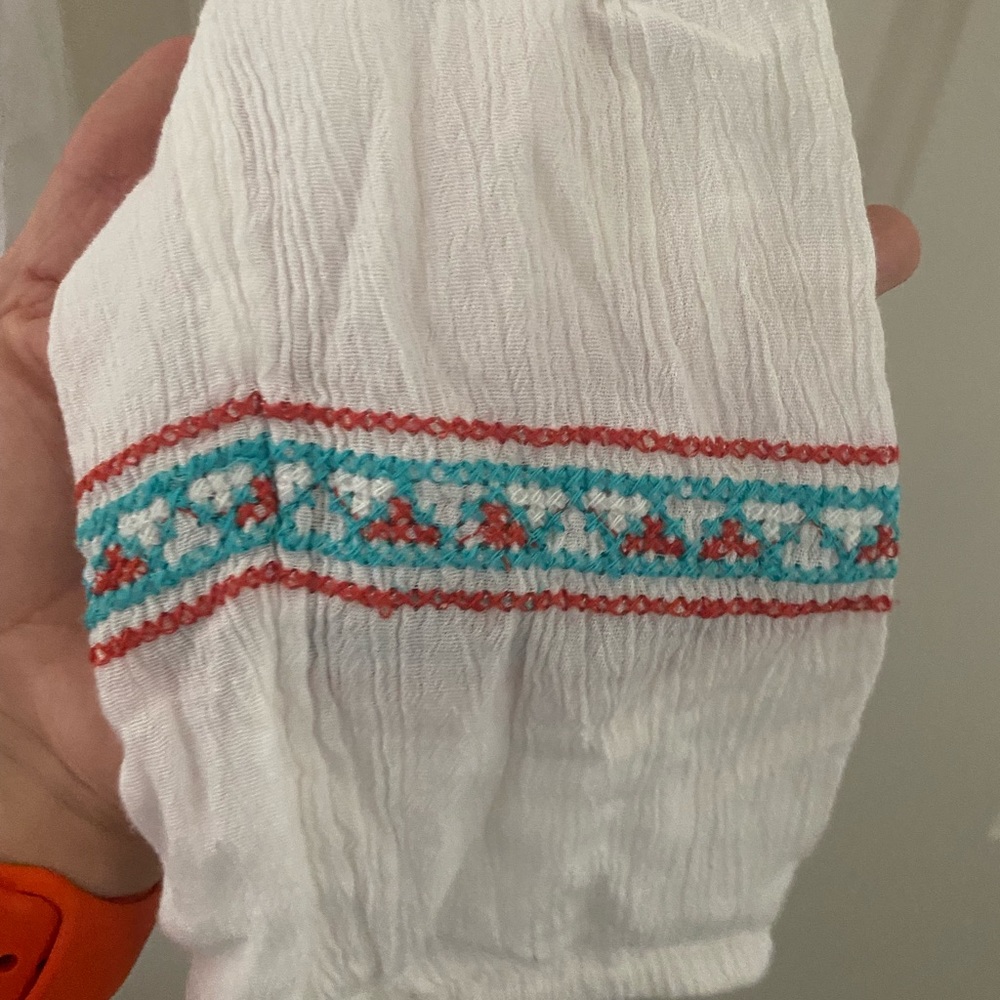 Hollister cinco de mayo top